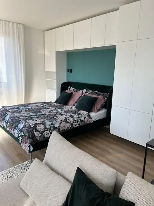 Luxury Flat In Brno Green Soho Apartment